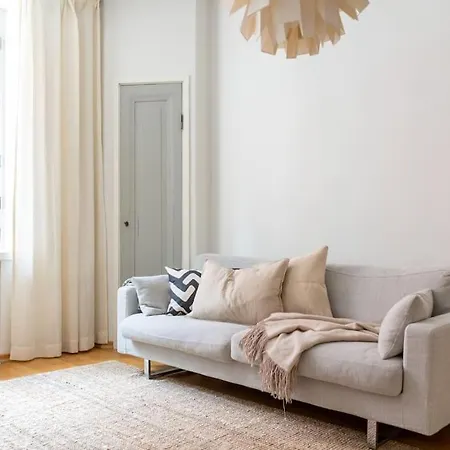 2 Bedroom In Ullanlinna Apartamento *